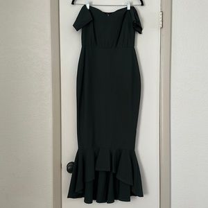 Lulu’s Green Off-the-shoulder Dress